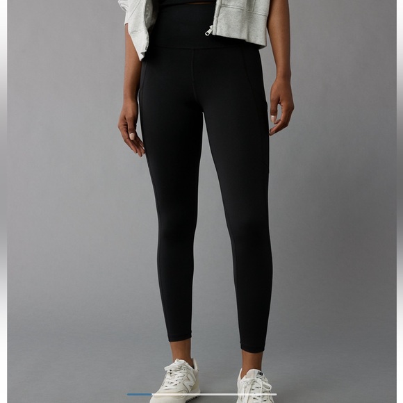 American Eagle Everything Pocket Legging - Picture 3 of 10